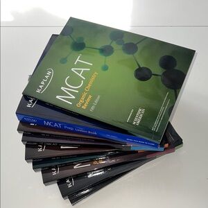 Kaplan MCAT Organic Chemistry Review - Green and Black Cover